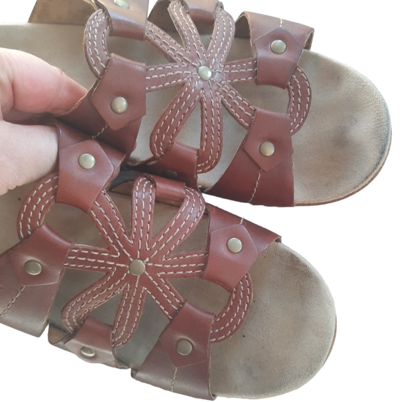 Dansko Serena Wedge Clog Sandal Leather brown Flower - Picture 6 of 12